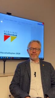 Freitagsinfo 12.12.2025
Heute in der Freitagsinfo:
-Haushalt 2026 einstimmig beschlossen 
-Entwicklung der Steuern und Abgaben 
-Chörekonzert-Spenden an Foodpacks-Aktion und Josefstift übergeben 
-Fitnessstudio im Müldersfeld eröffnet im September 2026
-Reparatur-Café 
-Theaterkids auf dem Borghof 
-Dorfstube Wankum am Sonntag geöffnet 
-Adventskonzert des Musikvereins Lyra 
-Mitsingprobe des Gospelchores „Voices“ 
-Klön- und Spielenachmittag 
-Neujahrsschwimmen am Naturbad 
https://youtu.be/dPsN7vrR-1M 
#wankum #wachtendonk #paulhoene #freitagsinfo #bürgermeisterwawa