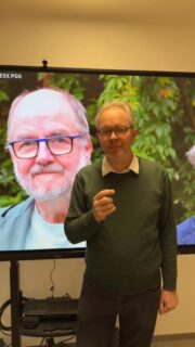 Freitagsinfo 30.01.2026
Heute in der Freitagsinfo:
- Gedenken an Dr. Ludwig Ramacher
- Entscheidung zum Bürgersaal im Gemeinderat
- Pflanzung von 70 neuen Bäumen
- Schießgruppe Gelinter trainiert wieder
- Case Management des Kreises Kleve im Rathaus
https://youtu.be/H9D7pg2hMqM
#wankum #wachtendonk #paulhoene #freitagsinfo #bürgermeisterwawa