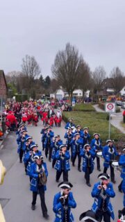 Heute in Wachtendonk: Ein gelungener Karnevalszug mit 30 aktiven Gruppen und überragend vielen Besucherinnen und Besuchern. Danke an alle, die daran mitgewirkt haben - und auch an alle, die anschließend alles wieder sauber machen…
#daswarspitze #wachtendonk